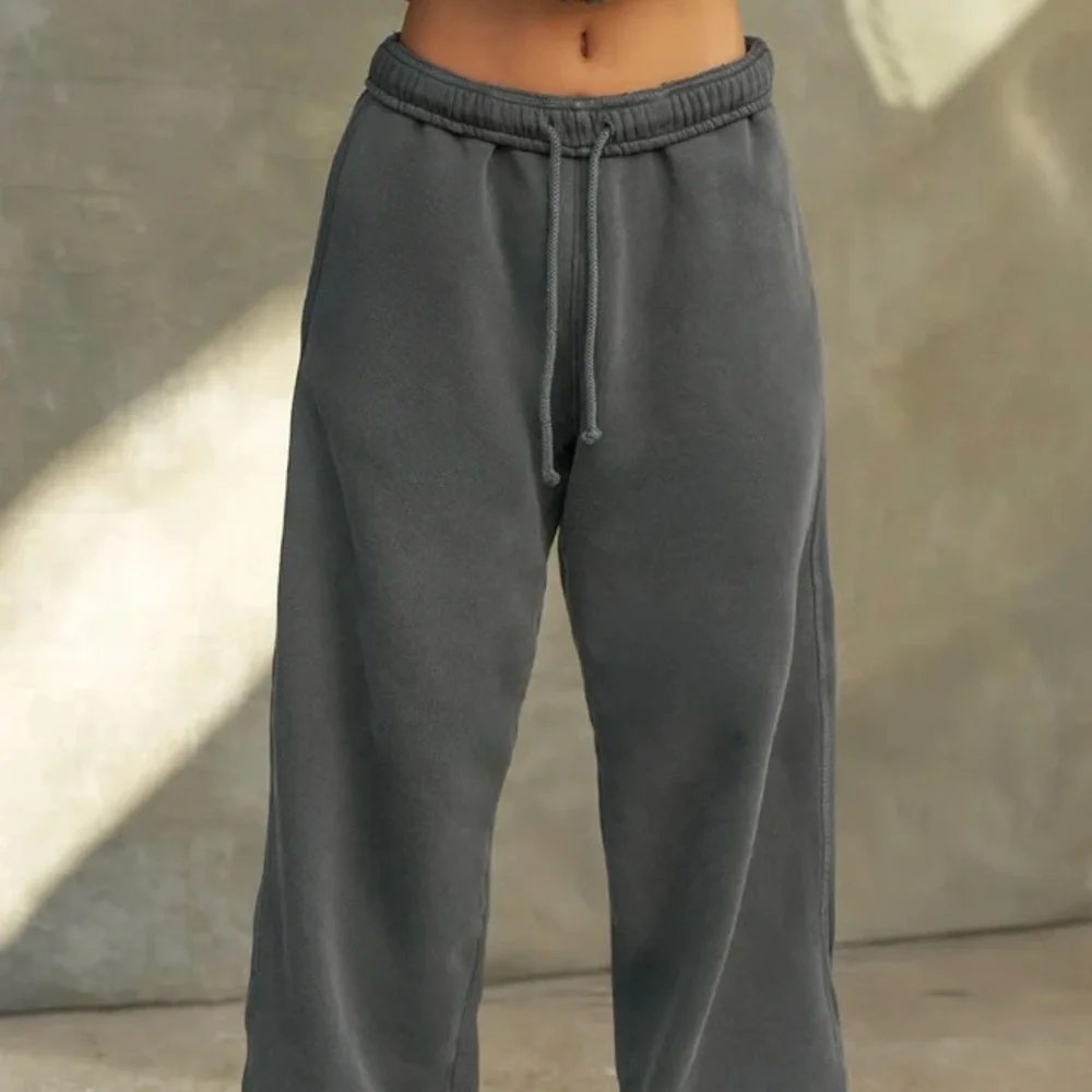 Brand New- JOAH BROWN Oversized Straight Leg Jogger in Washed Black Terry 🩶✨ - Picture 12 of 14